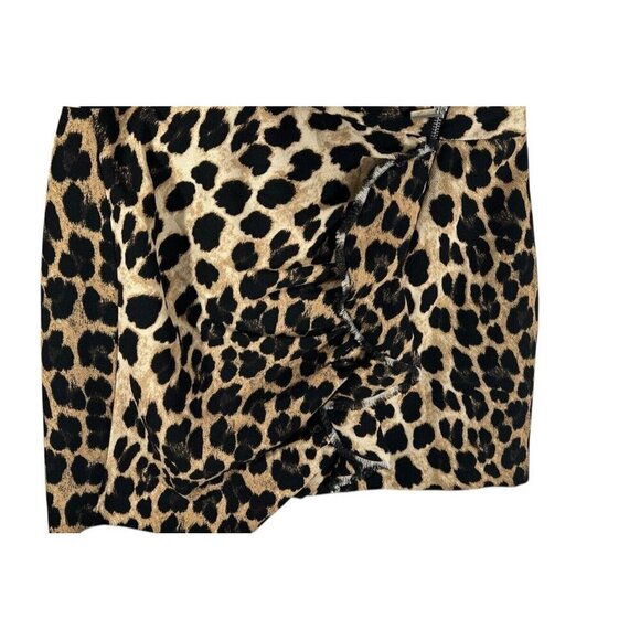 Zara Basic Collection Leopard Print Mini Skirt, Bold Statement Piece, Size M - Picture 6 of 10